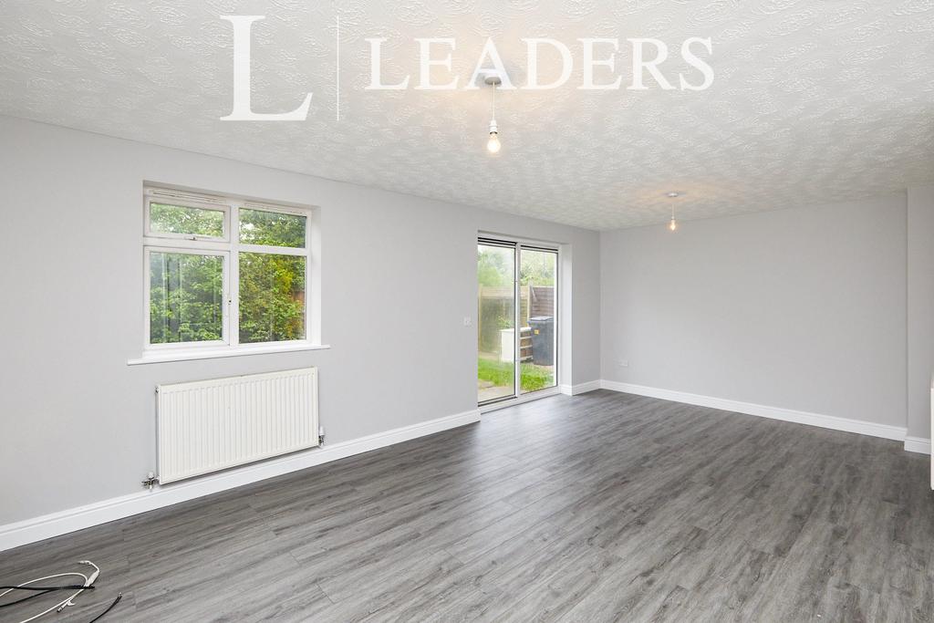 Witton Court, Stenson Fields, DE24 3 bed detached house to rent £1,195 pcm (£276 pw)