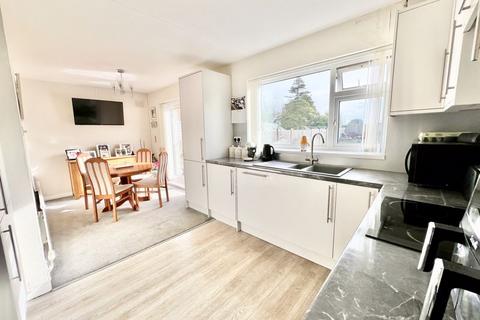3 bedroom detached house for sale, The Meadway, Burbage