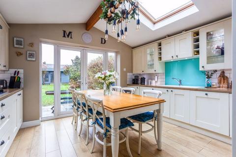 20 Ayleswade Road, Salisbury, SP2 8DR