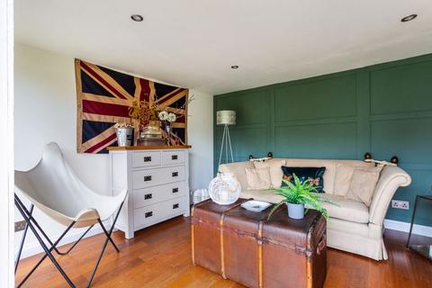 20 Ayleswade Road, Salisbury, SP2 8DR