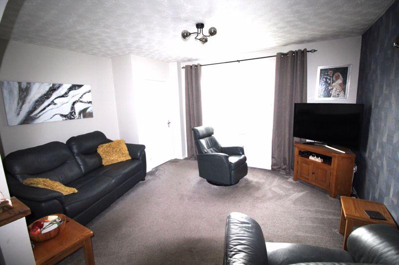 Nant Parc, Johnstown 3 bed semidetached house £199,950