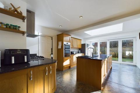 4 bedroom detached house for sale, Lytham Green, Telford TF2