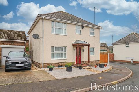 3 bedroom detached house for sale, The Maltings, Dunmow, CM6