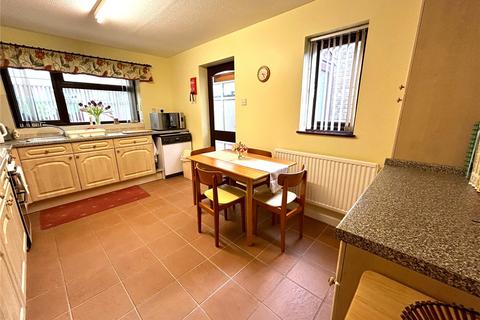 2 bedroom bungalow for sale, Warwick Gardens, Burnham-on-Sea, TA8