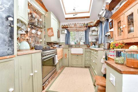 3 Bruce Way, Worthing, BN11 5JX