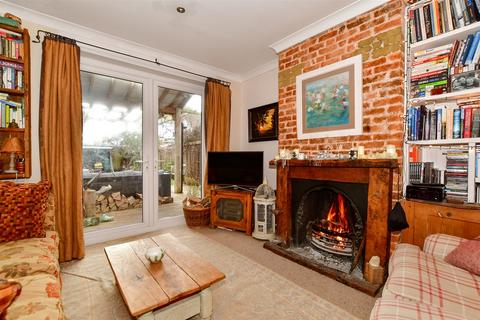 3 Bruce Way, Worthing, BN11 5JX