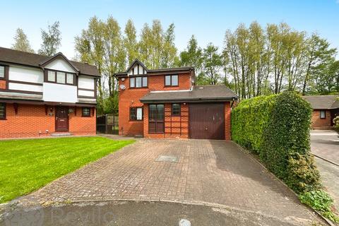 4 bedroom detached house for sale, Bowlers Walk, Rochdale, OL12