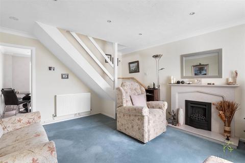 2 bedroom semi-detached house for sale, Butterfly Crescent, Evesham WR11