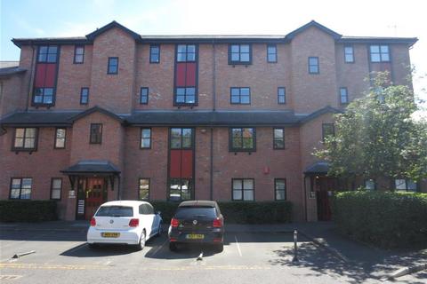 3 bedroom apartment to rent, Sloane Court, Jesmond, Newcastle Upon Tyne, NE2 4PF