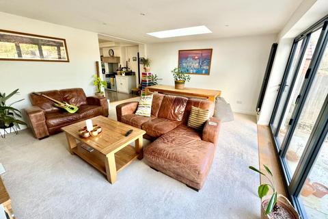 9 Stokesley Road, Nunthorpe, Middlesbrough, TS7 0NB