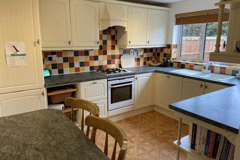 4 bedroom detached house for sale, Marshall Street, Mirfield WF14