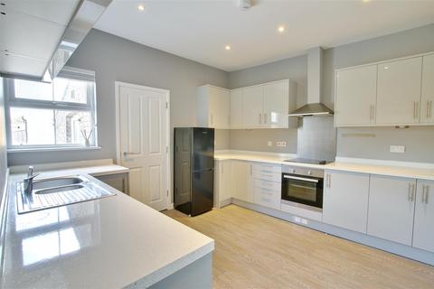 4 bedroom property for sale, East Street, St. Ives