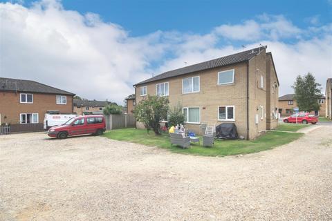 1 bedroom apartment for sale, Windsor Gardens, Somersham