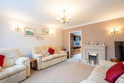 20 Wheatmoor Rise, Sutton Coldfield, B75 6AW