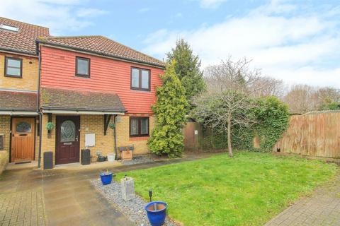 8 Paston Close, Wallington, SM6 7ED