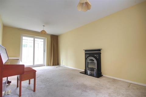 2 bedroom end of terrace house for sale, Harvest Court, St. Ives