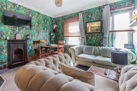 2 bedroom flat for sale - Dorset Street, Cardiff CF11