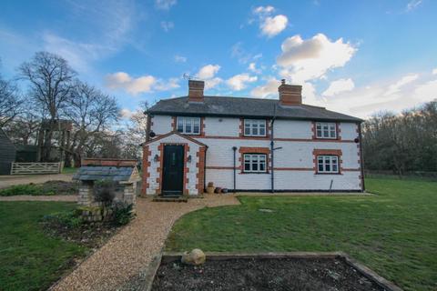 4 bedroom detached house to rent, Peterhouse Farm, Beck Row Bury St. Edmunds IP28