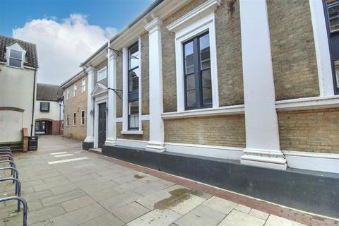 2 bedroom apartment for sale, Crown Yard, East Street, St. Ives