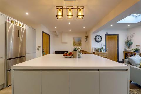 7 Slindon Road, Worthing, BN14 9LJ