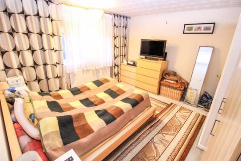 4 Bentley Walk, Corby, NN18 0PG