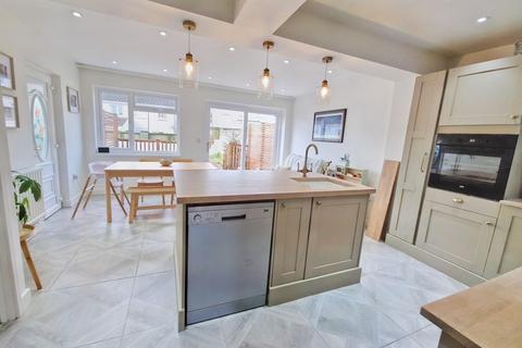 8 Caer Berllan, Pencoed, Bridgend, CF35 6RR
