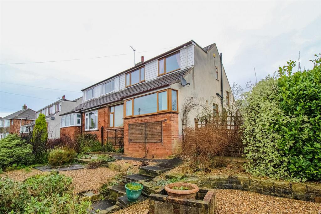 Lindale Mount, Wakefield WF2 3 bed semidetached bungalow for sale £