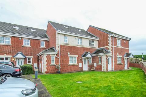 2 bedroom apartment for sale, Church Gardens, Wakefield WF4