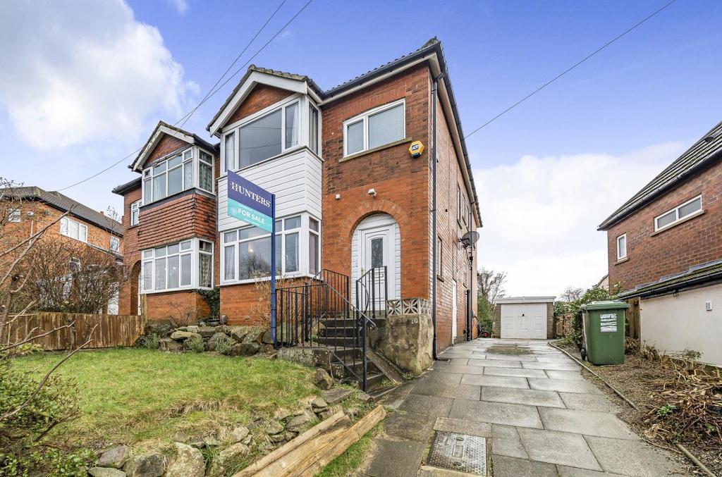 Carr Bridge Drive, Cookridge, Leeds 3 bed semidetached house for sale