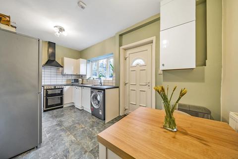 146 Broadway, Horsforth, Leeds, LS18 4HQ