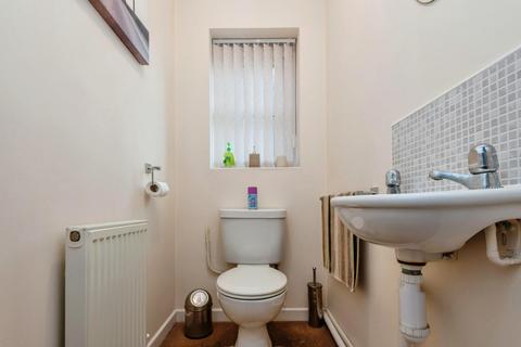 54 Borrowdale Crescent, Leeds, LS12 2JB