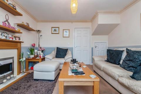 54 Borrowdale Crescent, Leeds, LS12 2JB
