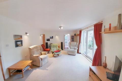 1, Bluebell Woods Lake Lane, Barnham, Bognor Regis, PO22 0BZ