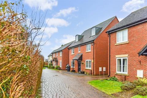 5 bedroom detached house for sale, St. Georges Road, Denmead