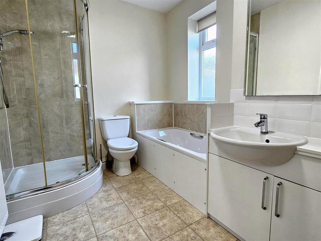 En Suite Shower Room