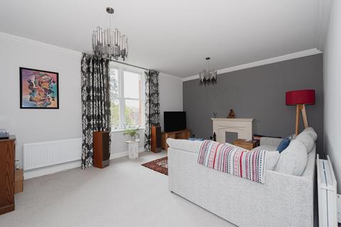 2 bedroom flat for sale, Prospect House, Grove Close, Epsom