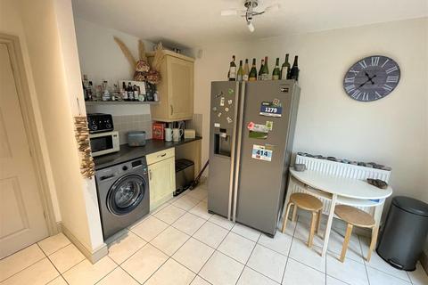 19 Burrows Close, Southgate, Swansea, SA3 2AH