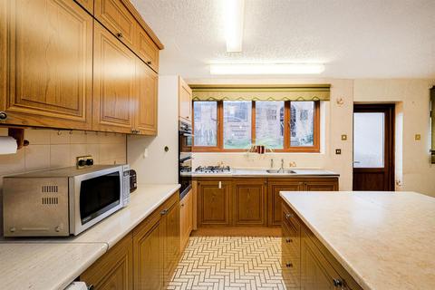 25 Denner Road, London, E4 7SQ