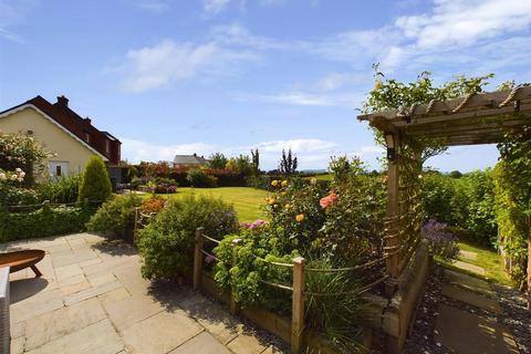 4 bedroom detached house for sale, Welsh Frankton, Oswestry