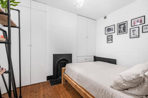 14 Elderton Road, London, SE26 4EZ