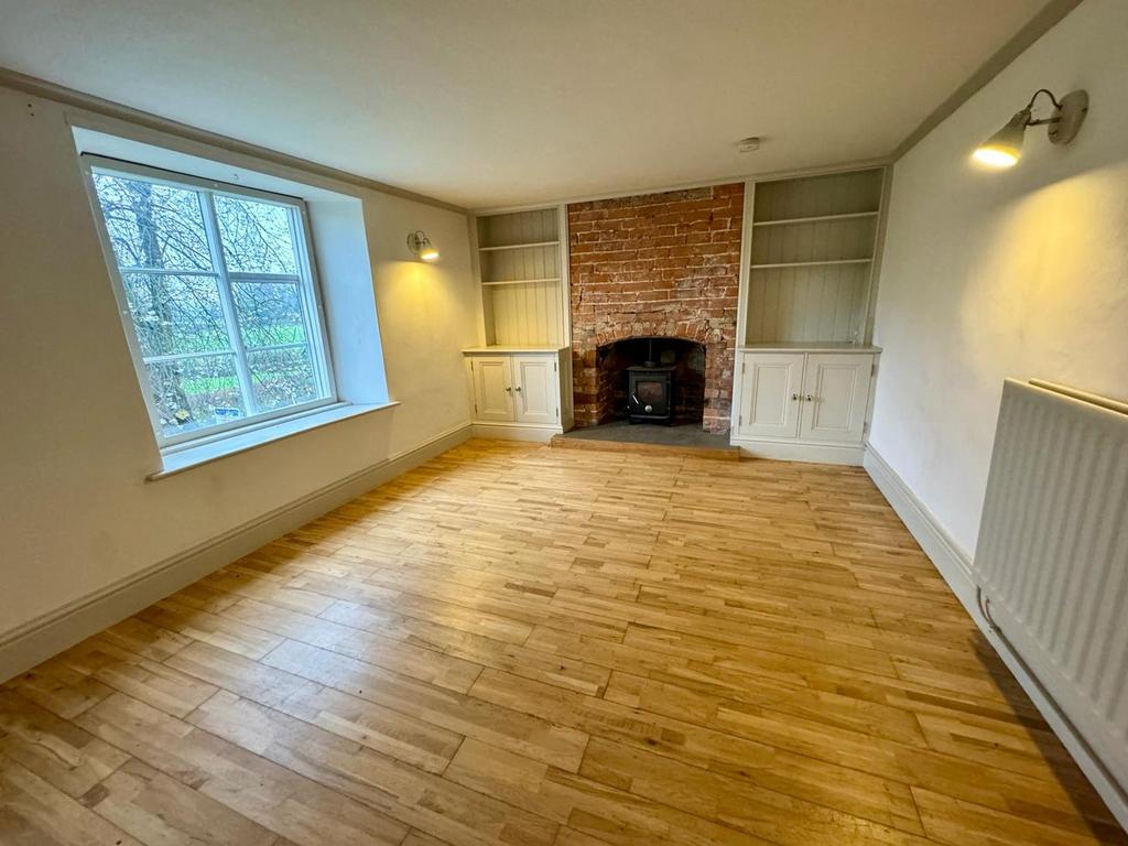 Mordiford, Hereford, HR1 3 bed cottage for sale £295,000