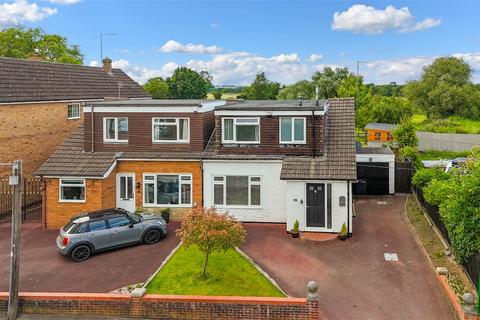 4 bedroom semi-detached bungalow for sale, North Street, Rothersthorpe, Northampton