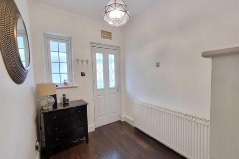 3 bedroom terraced house for sale, Ashburton Avenue, Ilford