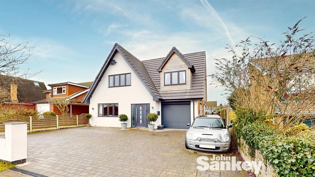 Chatsworth Drive, Mansfield 3 bed detached house for sale £445,000