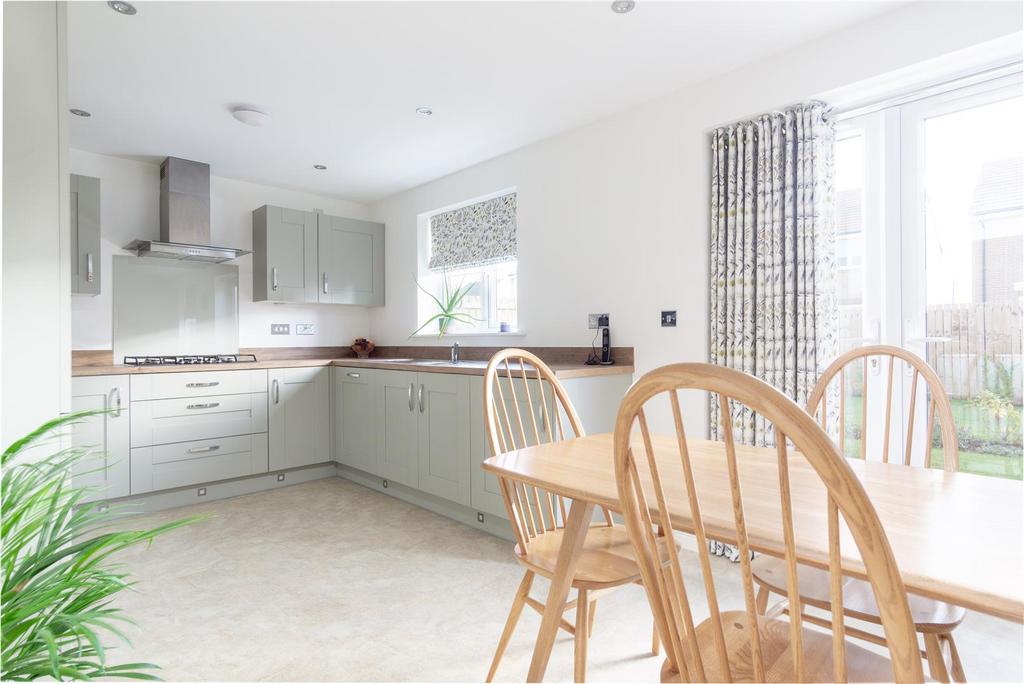 Kitchen / Diner / Family Area