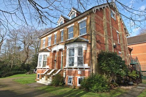 Flat 1, Marina View, 17 Abbey Hill, Netley Abbey, Southampton, SO31 5FB