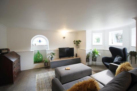 Flat 1, Marina View, 17 Abbey Hill, Netley Abbey, Southampton, SO31 5FB