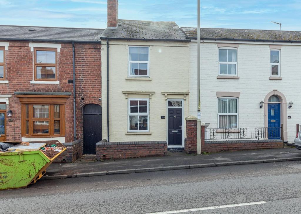 Bridgnorth Road, Wollaston, Stourbridge, DY8 3PB 3 bed terraced house