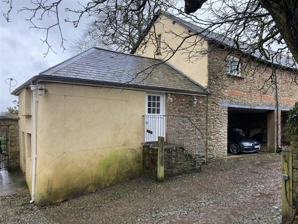 Stockleigh English, Crediton 1 bed semidetached house to rent £900