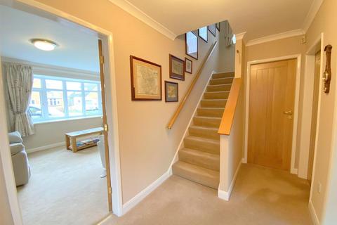 31 Carmen Crescent, Holton Le Clay, Grimsby, DN36 5DD